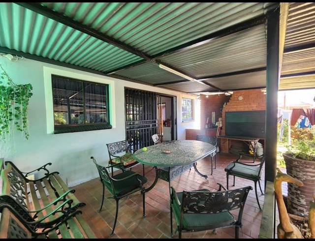 3 BEDROOM HOUSE FOR SALE IN CAPITAL PARK